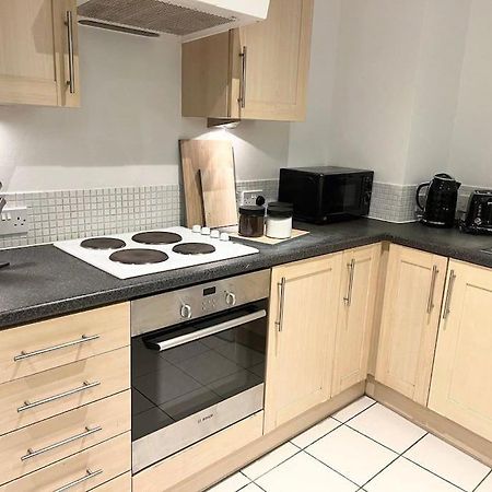 2 Bedroom City Center Apartment Манчестер Екстер'єр фото